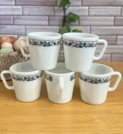 5 VINTAGE PYREX OLD TOWN BLUE ONION MUGS CUPS #1410 GLASS CORELLE CORNING 8OZ