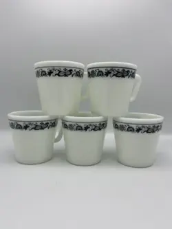 #1410 GLASS CORELLE