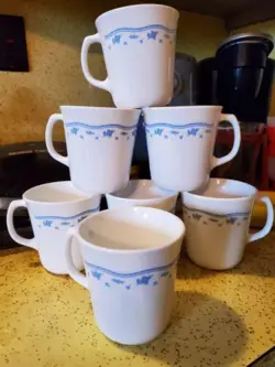 COFFEE CUPS WHITE/BLUE