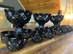 BLACK AMETHYST GLASS