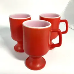 FOOTED PEDESTAL RED