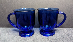 PEDESTAL BASE MUGS
