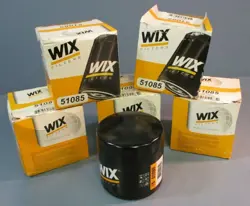 LOT OF 5| WIX ENGINE OIL FILTER 51085