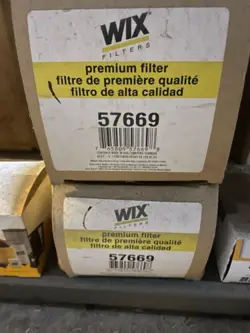 WIX GENUINE OIL FILTER 57669