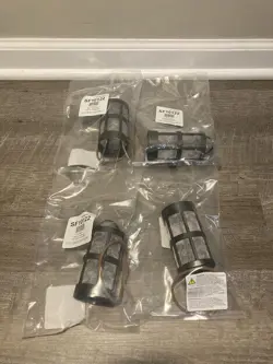 WF10122 WIX CARTRIDGE FUEL METAL CANISTER FILTER LOT OF 4