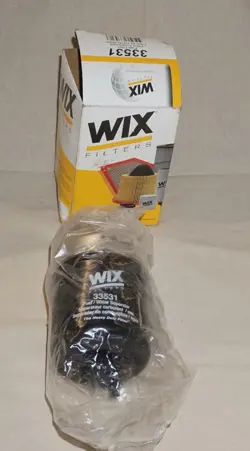 NEW WIX GENUINE FUEL FILTER 33531