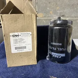 CASE/NEW HOLLAND 84299977 FUEL FILTER WIX WF 10024 BALDWIN BF7921