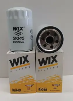 LOT OF (2) NEW OLD STOCK! WIX SPIN ON OIL FILTERS 9-11 GPM 21 MICRONS 51045
