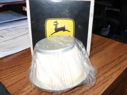 JOHN DEERE AIR FILTER P/N M92547, NEW OLD STOCK