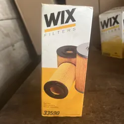 NOS WIX FUEL FILTER 33590