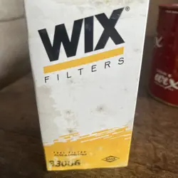 NOS WIX 33086 FUEL FILTER