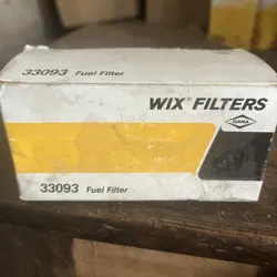 NOS WIX FUEL FILTER 33093
