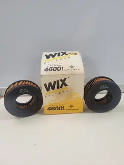 WIX 46001 AIR FILTER  LOT OF 2