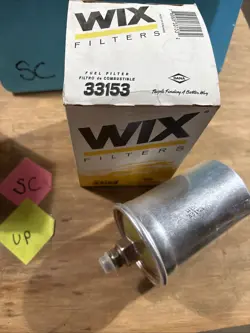 NOS WIX FUEL FILTER 33153