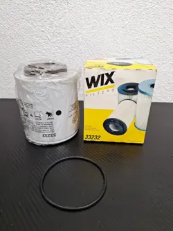 WIX 33232  FUEL / WATER SEPARATOR *NOS*