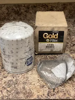 NAPA GOLD/WIX 1735/51735~OIL FILTER~JOHN DEERE, BUSH HOG, ETC~FREE SHIPPING!