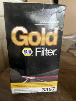 NOS NAPA GOLD FUEL FILTER 3357 SAME AS WIX 33357