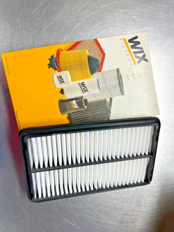 46443  WIX  ENGINE AIR FILTER  PANEL HEAVY DUTY   FITS TO 1998-2002 HONDA ACCORD