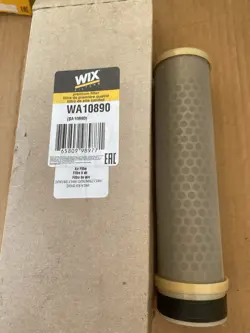 (MC66) WIX AIR FILTER WA10890