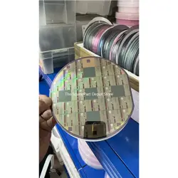CIRCUIT CHIP WAFER