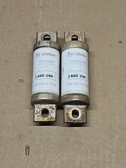 LOT OF (2) L60S 200 L60S200 FUSE - LITTELFUSE FUSES - 600V SEMICONDUCTOR