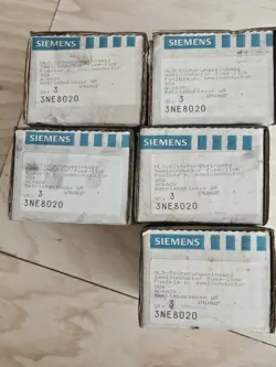 SIEMENS SITOR 3NE8020 FUSE SEMICONDUCTOR (3PCS) NEW IN BOX, UNUSED NEW/ORIGINAL PACKAGING