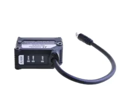 KEYENCE IL-030 SENSOR - RED SEMICONDUCTOR LASER - 20 TO 45 MM